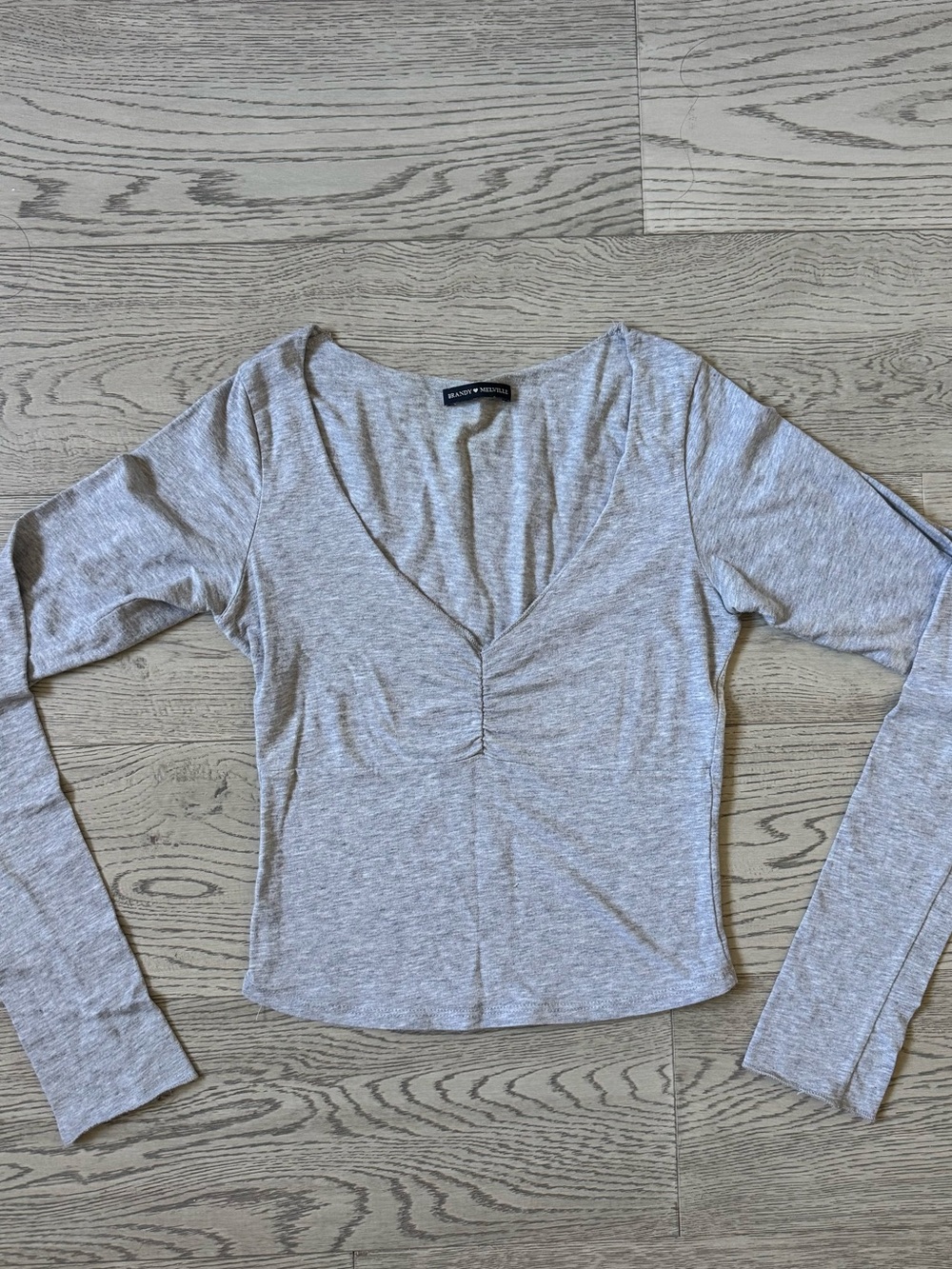 Brandy Melville Light Gray Long-Sleeve V-Neck Top